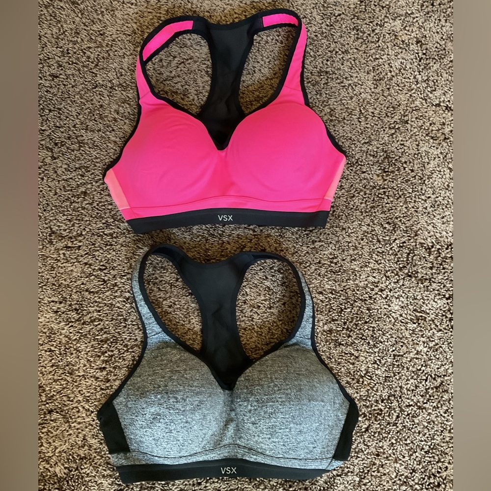 Preowned Victoria Secret VSX racerback underwire padded sports bra sz. 36C